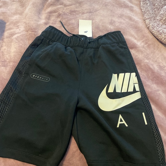 Nike air boy shorts - Picture 1 of 2